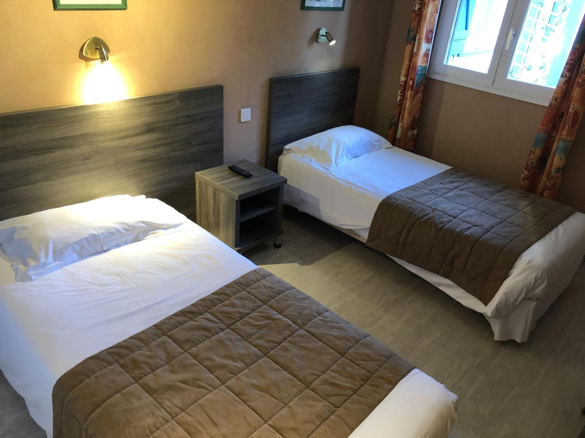 Hotel Des 4 Vents "Esprit Camargue" Aigues-Mortes Pokoj fotografie