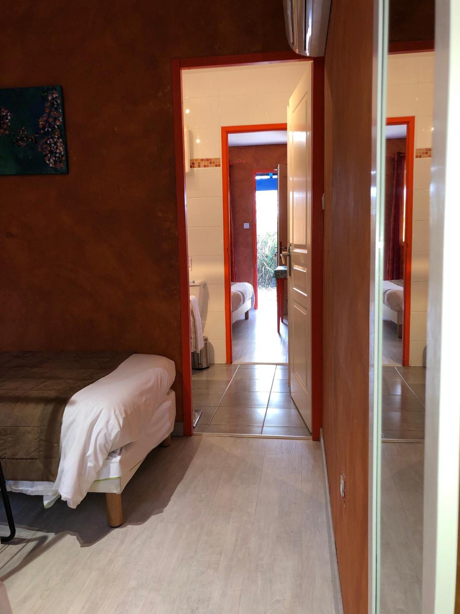 Hotel Des 4 Vents "Esprit Camargue" Aigues-Mortes Pokoj fotografie
